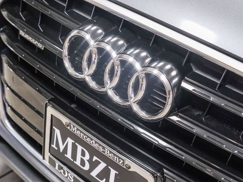 Used 2018 Audi Q3 2.0T Premium Plus w/ Premium Plus Package image 15