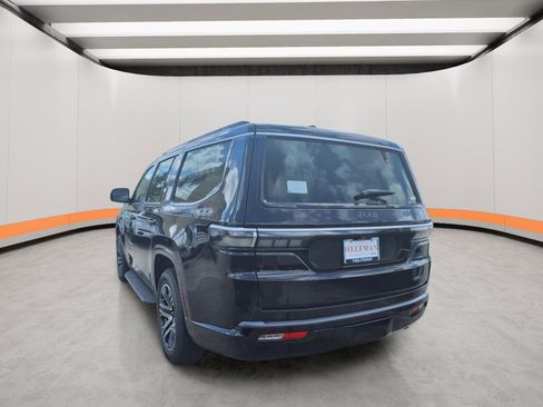 New 2026 Jeep Grand Wagoneer 2WD image 4