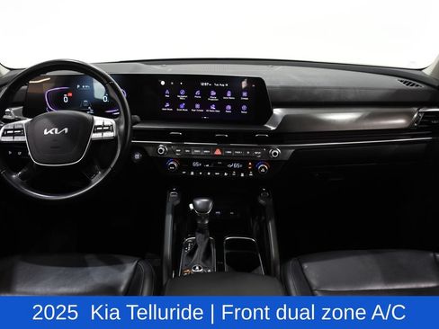 Used 2025 Kia Telluride S AWD/4WD image 8