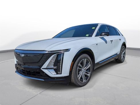 New 2027 Cadillac Lyriq Luxury AWD/4WD image 3