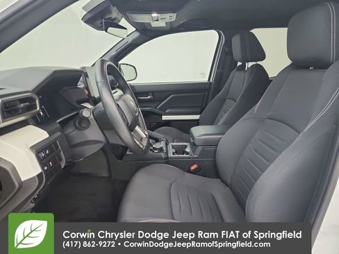 Used 2024 Toyota Tacoma TRD Off-Road image 19