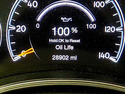 Used 2022 Jeep Grand Cherokee Laredo E AWD/4WD image 16