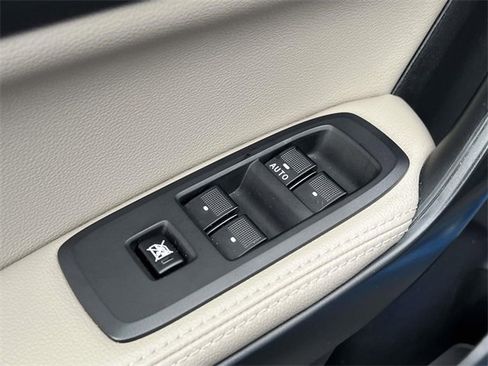 Certified 2022 Ford Ranger Lariat w/ Equipment Group 501A High image 16