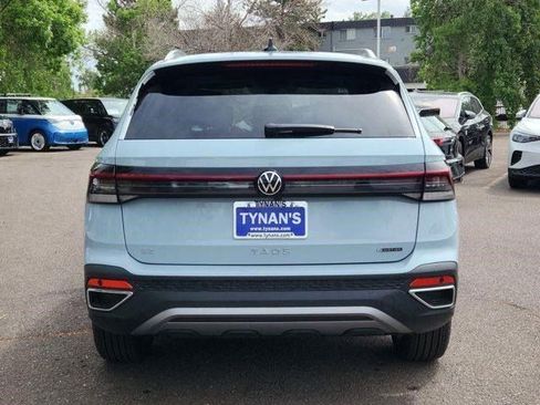 New 2025 Volkswagen Taos SE image 4