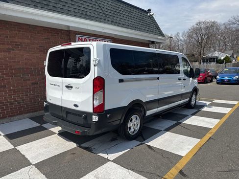 Used 2018 Ford Transit 350 XLT image 3