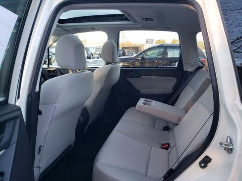 Used 2015 Subaru Forester 2.5i Premium image 12