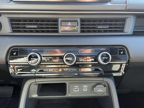 New 2025 Honda Pilot TrailSport image 44