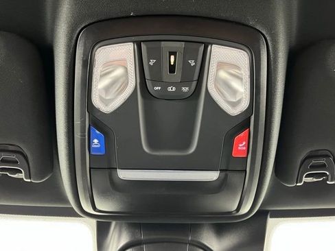 Used 2025 RAM 2500 Big Horn image 19