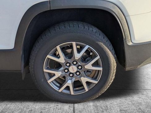 Used 2021 GMC Acadia SLE w/ Driver Convenience Package image 8