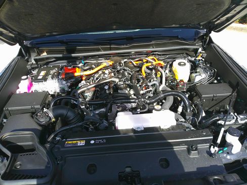 Used 2025 Toyota 4Runner Limited image 39