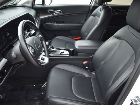 Used 2023 Kia Sportage EX FWD image 24