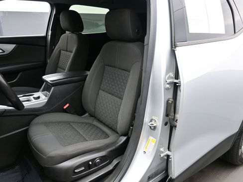 Used 2020 Chevrolet Blazer LT image 12