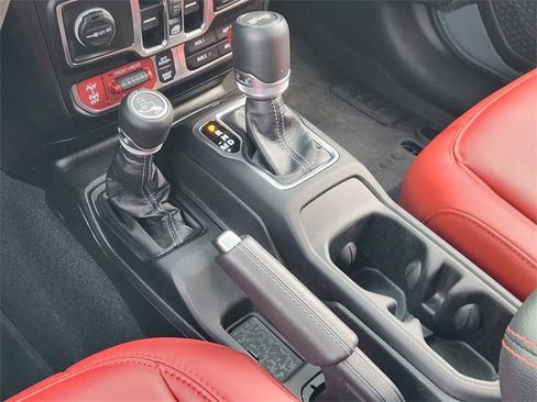 Used 2024 Jeep Wrangler Unlimited Rubicon 392 w/ Dual Top Group image 22