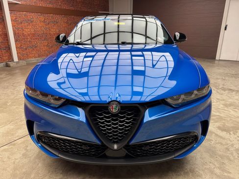 Used 2024 Alfa Romeo Tonale Veloce AWD/4WD image 9