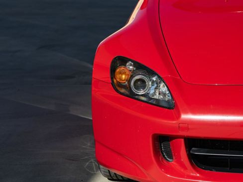 Used 2004 Honda S2000 image 19