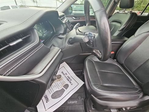Used 2021 Jeep Grand Cherokee L Limited w/ Trailer Tow Group (B) AWD/4WD image 12