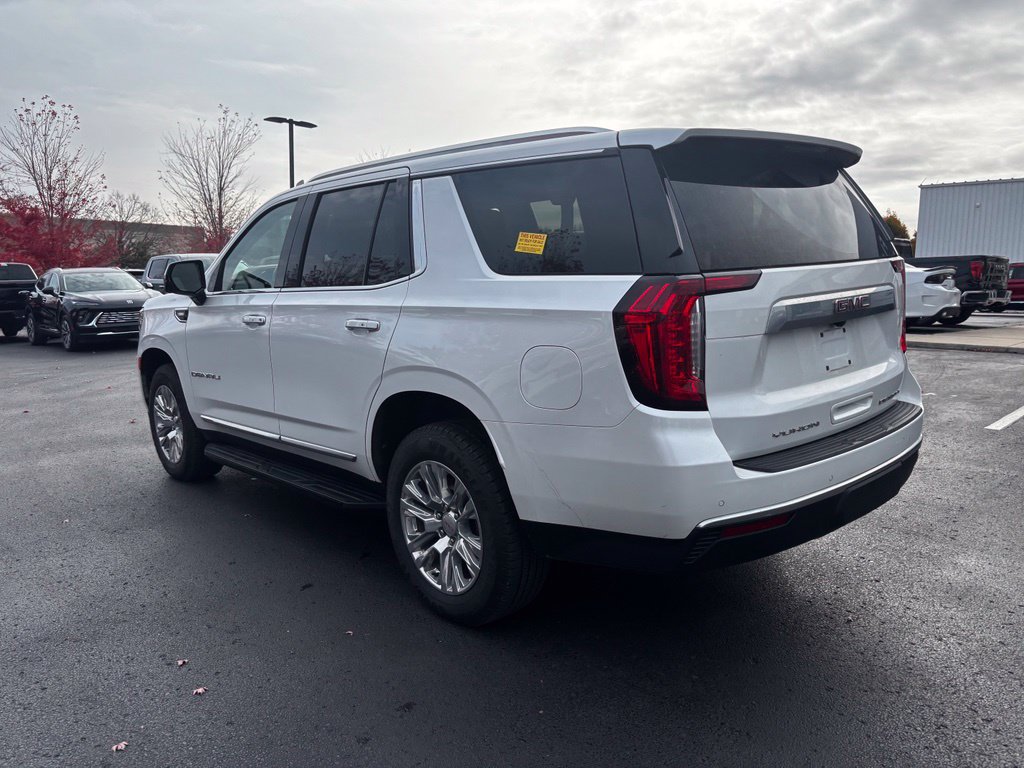 Used 2023 GMC Yukon Denali AWD/4WD image 8