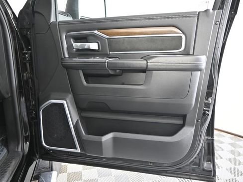 Used 2024 RAM 2500 Laramie image 13