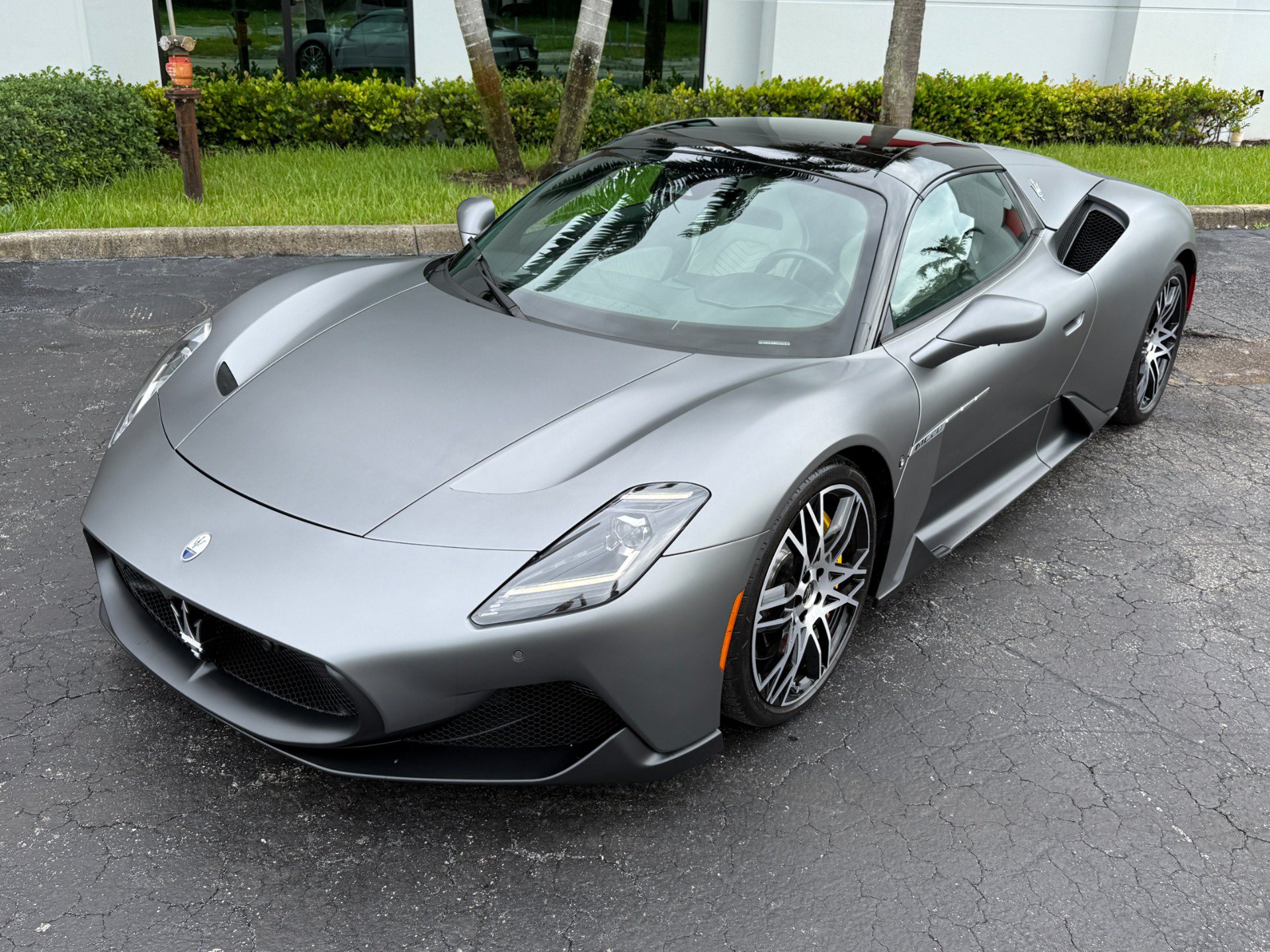 Used 2024 Maserati MC20 Cielo RWD image 10