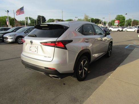 Used 2018 Lexus NX 300 FWD w/ Premium Package image 5