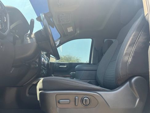 Used 2021 GMC Sierra 1500 Elevation w/ X31 Off-Road Package AWD/4WD image 9