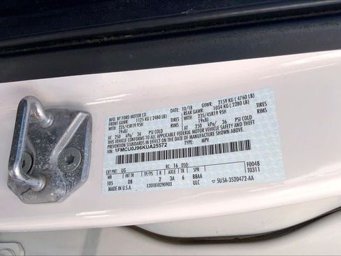 Used 2019 Ford Escape Titanium FWD image 37