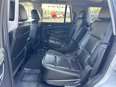Used 2019 Chevrolet Tahoe LT w/ Luxury Package AWD/4WD image 23