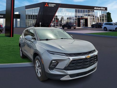 Used 2024 Chevrolet Blazer LT image 4