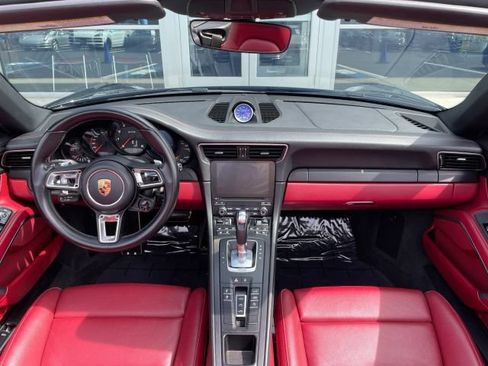 Used 2018 Porsche 911 Carrera 4 GTS AWD/4WD image 41