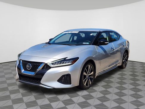 Used 2019 Nissan Maxima 3.5 SV w/ Floor Mat Group FWD image 2