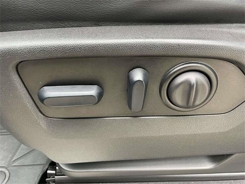 Used 2023 Chevrolet Silverado 2500 High Country w/ Z71 Off-Road Package image 16