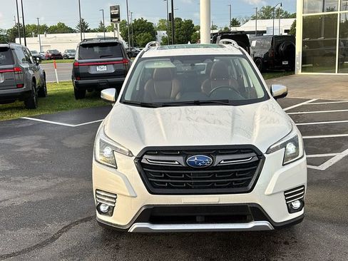 Used 2022 Subaru Forester Touring AWD/4WD image 5