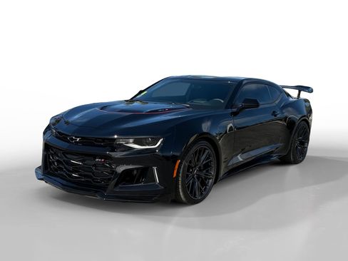 Used 2018 Chevrolet Camaro ZL1 image 1