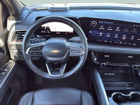 Used 2025 Chevrolet Tahoe LT image 18