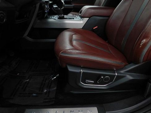Used 2018 Ford F150 Platinum w/ Equipment Group 701A Luxury image 25
