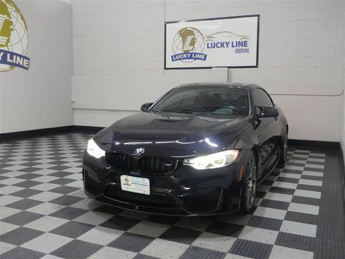 Used 2017 BMW M4 Convertible RWD image 4