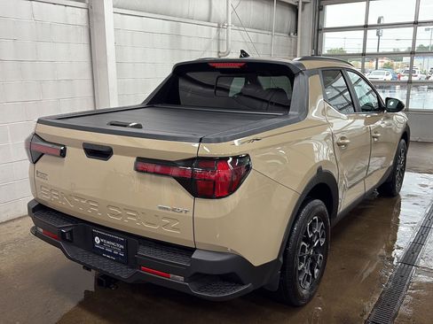 Used 2023 Hyundai Santa Cruz SEL Premium AWD/4WD image 3