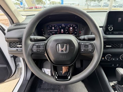 Used 2024 Honda Accord EX image 18