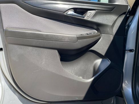 Used 2025 Chevrolet TrailBlazer LT FWD image 18