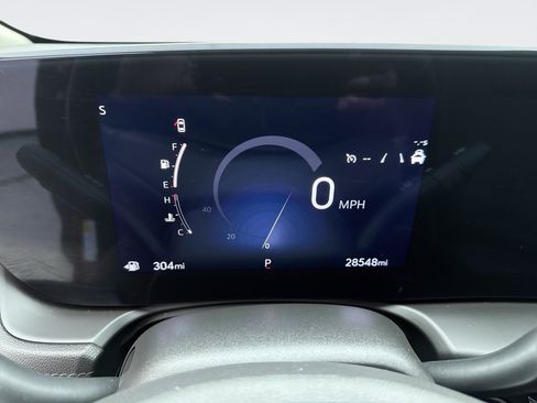 Used 2024 Buick Encore GX Preferred w/ Comfort Package image 13