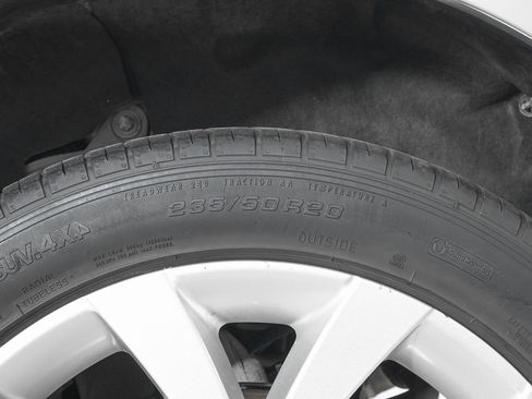 Used 2021 Land Rover Range Rover Evoque SE image 31