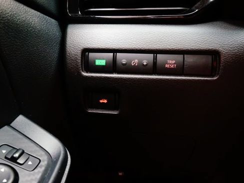 Certified 2023 Nissan Sentra SV w/ All-Weather Package FWD image 26