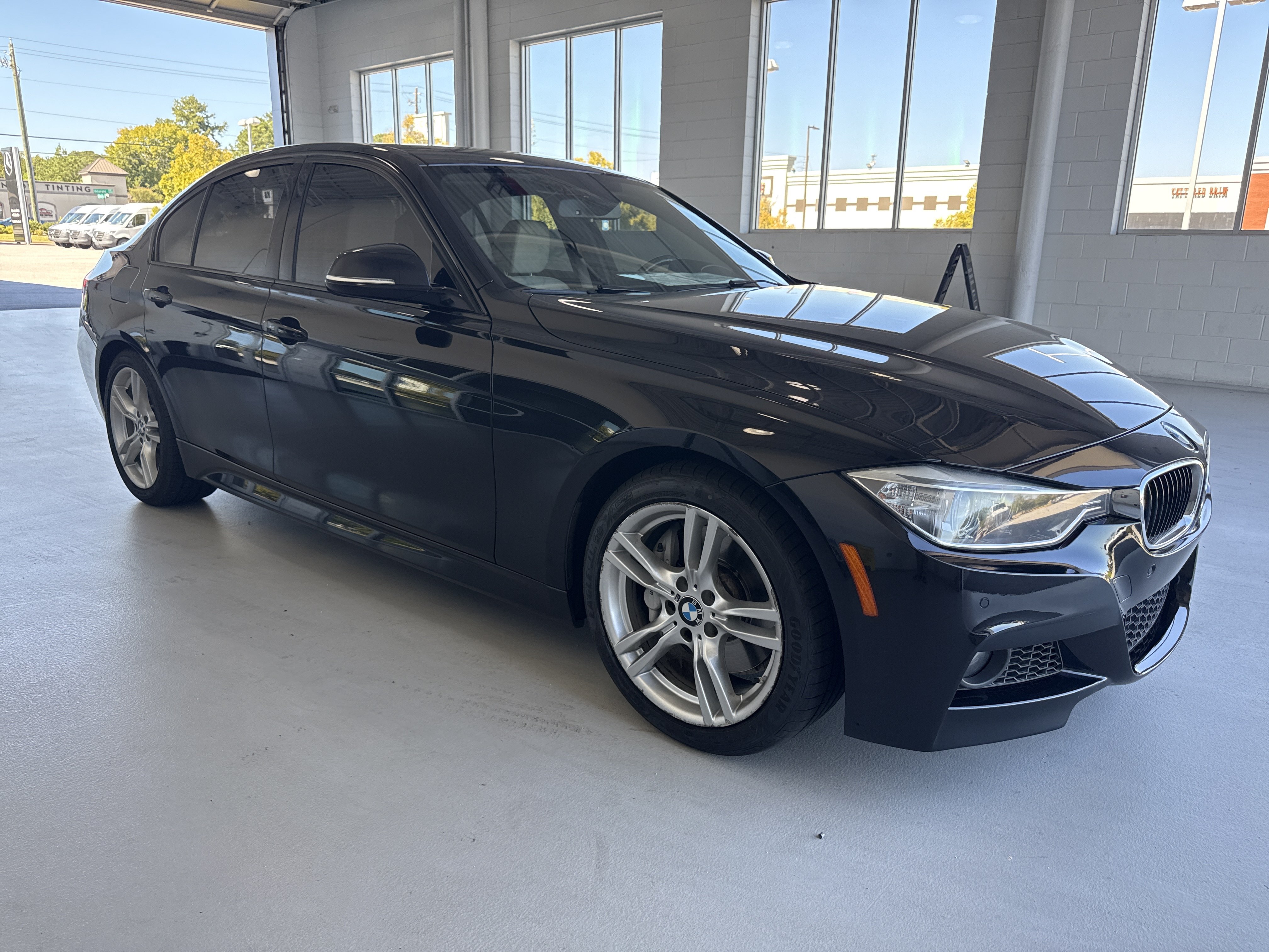 Used 2015 BMW 335i Sedan RWD image 13