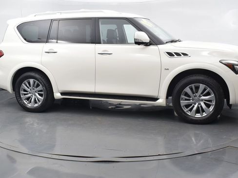 Used 2017 INFINITI QX80 4WD w/ Driver Assistance Package image 7