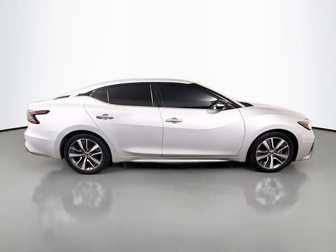 Used 2020 Nissan Maxima 3.5 SV w/ Floor Mat Group image 11