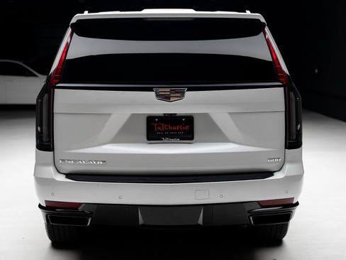 Used 2022 Cadillac Escalade Sport w/ Touring Package AWD/4WD image 26