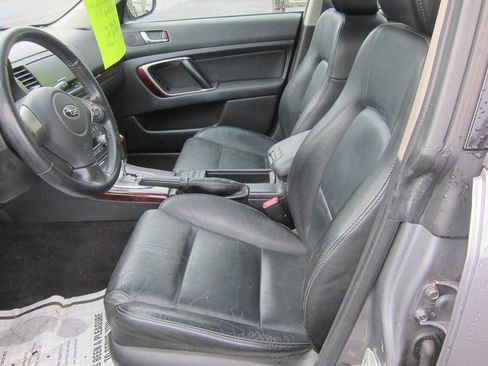 Used 2008 Subaru Legacy 2.5i Limited AWD/4WD image 8