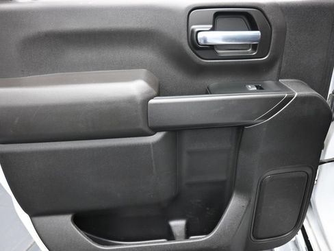 Used 2023 Chevrolet Silverado 2500 LT w/ Convenience Package image 12