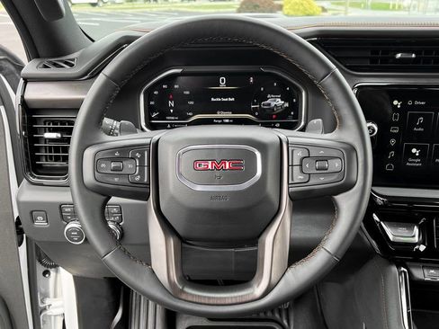 Used 2024 GMC Sierra 1500 AT4 w/ AT4 Preferred Package image 21