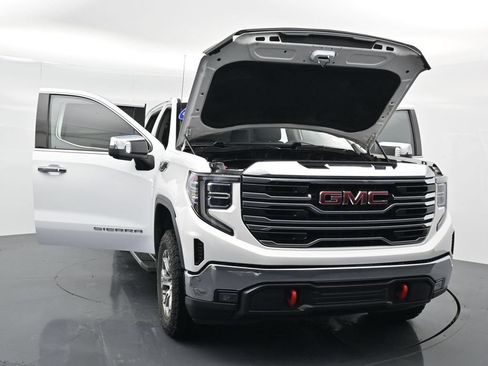Used 2024 GMC Sierra 1500 SLT RWD image 36